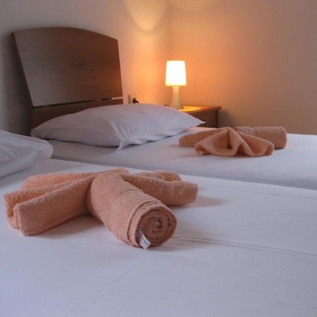 Apartments Drobni Pijesak Petrovac Room photo